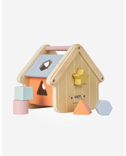 CASITA CON PIEZAS ENCAJABLES MADERA SARO