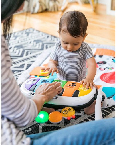 AREA DE JUEGOS KICKIN TUNES 4-EN-1 BABY EINSTEIN BRIGHT STARTS