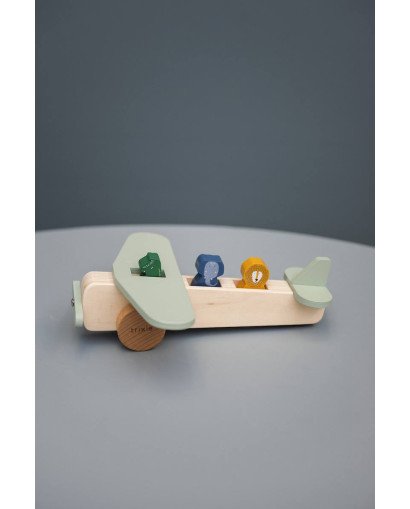 AVION CON PERSONAJES DE MADERA TRIXIE