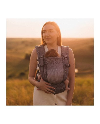 MOCHILA PORTABEBES ONE - LOVE & CARRY