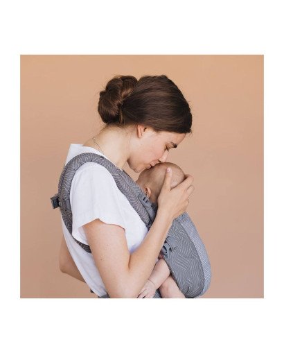 MOCHILA PORTABEBES ONE - LOVE & CARRY