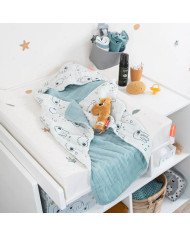 TOALLA CON CAPUCHA DONE BY DEER