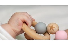 Juguetes Montessori para bebés: qué son y por qué son tan recomendados