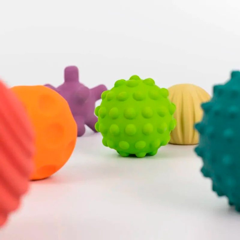 Juguetes Montessori para bebés